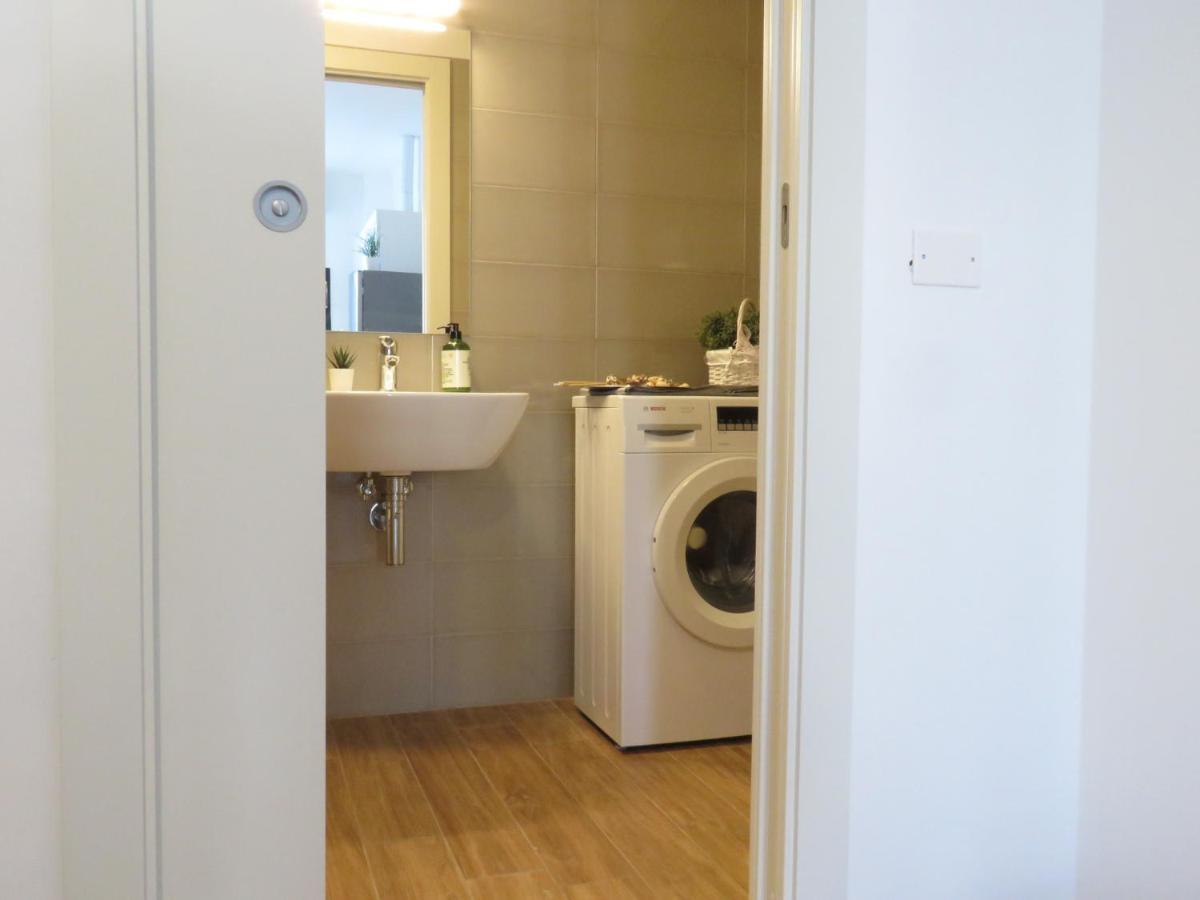 Lazzaretto Apartments Bologna Bagian luar foto